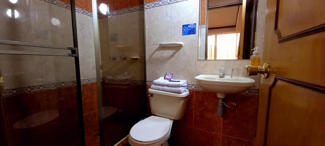 Hoteles Bogota Inn Turisticas 63 Екстер'єр фото