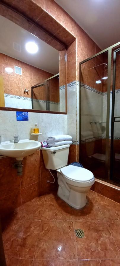 Hoteles Bogota Inn Turisticas 63 Екстер'єр фото